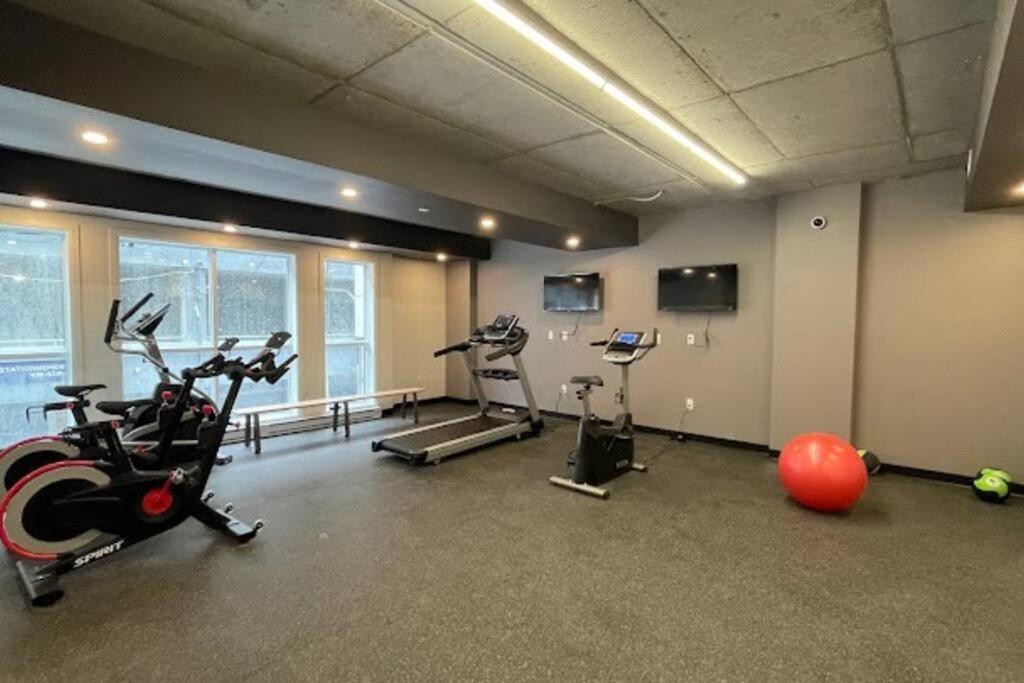 קוויבק סיטי Condo Chic, Centre-Ville Piscine, Terrasse, Gym מראה חיצוני תמונה